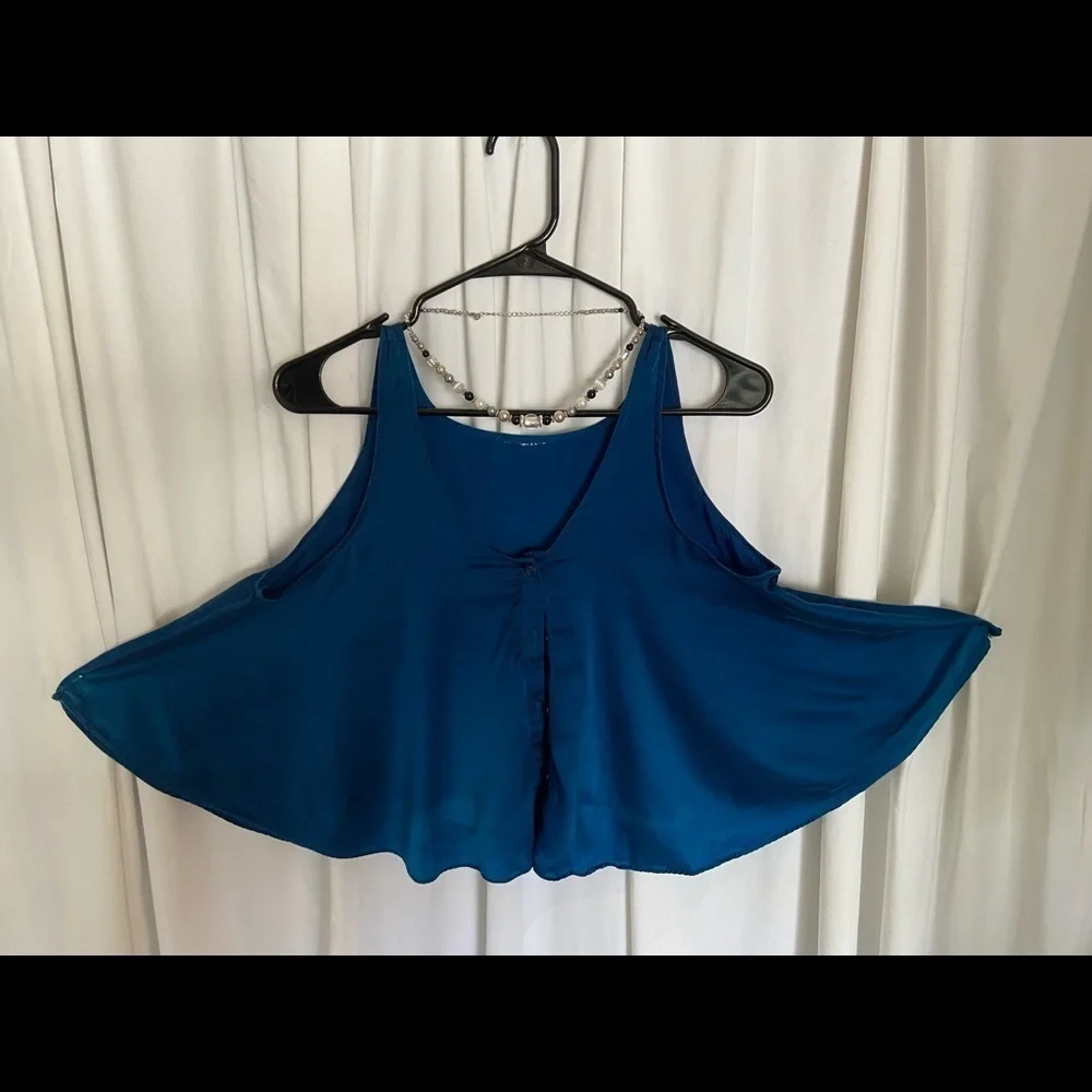🙀Beautiful RoyalBlue Camisole/Teddie/Cropped-5 Front Buttons-Full Flowing Silky - Picture 1 of 16